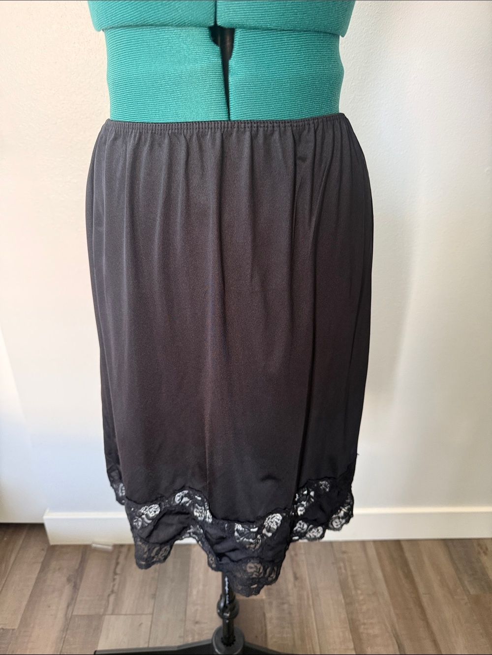 Black Lace-Trim Half Slip Chemise - Classic Underlayer